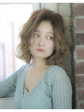 ロンド ストラーダ 心斎橋(Lond strada) 【津賀 涼】ショートグレージュカラーボブウルフココアベージュ