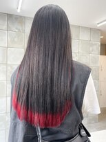 トゥコ(tuco) 個性派個性的カラーレッドカラーインナーカラーデザイン黒髪