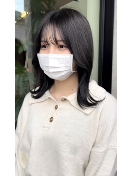 シェルハ(SHELHA) シルバーグレー くびれボブ 切りっぱなしボブブリーチなしカラー