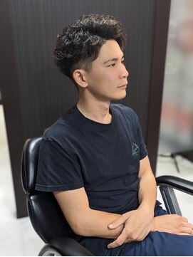 バーバーバー 都賀(BARBER-BAR) 大人かきあげパーマ