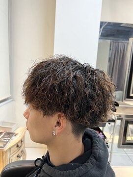 アイズ 海老名(AIZU) ツイストスパイラルパーマ　ブリーチパーマ　ケアパーマ　眉毛