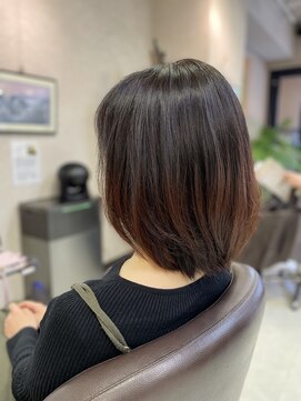 グリーン(GREEN) ミディアムボブ