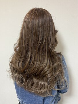 エイト ネクサス店(No.8) 【20代、30代、40代、50代オススメ】＊白髪ぼかしハイライト＊