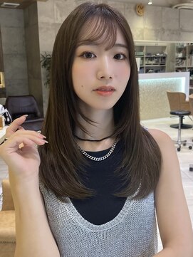 グランド(GRAND) セミロング30代40代ストレートレイヤー前髪なし前髪あり表参道