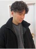 センターパート 波巻きスパイラルパーマ 束感 ツーブロック 20代