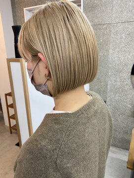 エヴァン(HEVIN) ミルクティーベージュ