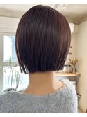 前下がり暖色ボブ