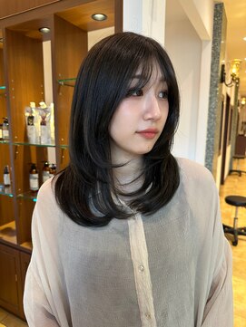 ブランシェ神領店 オリーブカラー×レイヤーカット