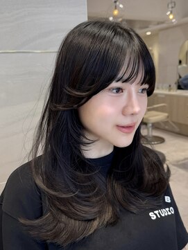 ミズチャーム(Ms.CHARM) 顔周りカット/レイヤーカット/髪質改善/外苑前