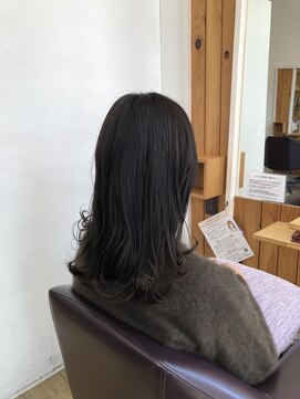 ウム(umu) 髪質改善×ミディアム