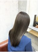 秋カラー×ブルーベージュ