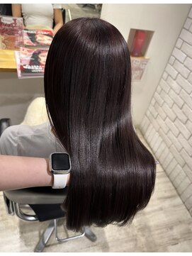 ストロベリーR. 髪質改善ボルドー