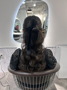 カチモリハーフアップヘア