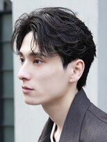 フィフス(fifth)&nbsp;原宿カルマパーマメンズパーマセンターパートウルフ20代メンズ