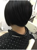 ショートボブ