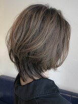 ウィロー(WILLOW)&nbsp;【WILLOW】伸ばしかけも綺麗なショート（井下貴史）