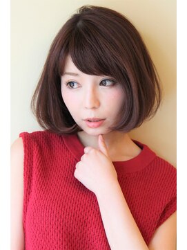 レウナ 外苑前(Reuna) 【30代・40代・50代】ミディアムワンカールボブ