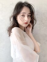 アイティー バイ アルバム 中野店(IT by ALBUM)&nbsp;ミディアムウェーブ_厚めバングローライトスリークボブ_37224