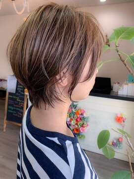 オンリエド ヘアデザイン(ONLIed Hair Design) 【ONLIed】くびれが可愛いひし形大人ショート