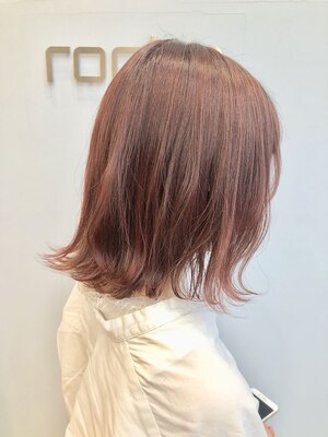 カウンセリングを重視しキレイが続く、褒められヘアに。小顔カットが得意なスタイリストによる施術を堪能♪