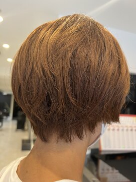 ディーヘアーデザイン(d.HAIR DESIGN) ショートヘア×明るめカラー