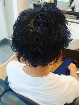 第一印象を決める清潔感は身だしなみから。男性・女性専用のシェービングのみのご予約もお気軽に承ります。