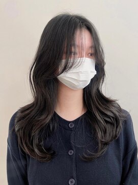 コア 梅田茶屋町店(Core) 髪質改善 艶髪 愛され 韓国風 前髪カット 小顔 梅田