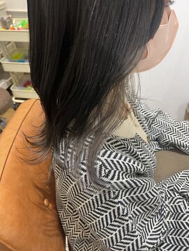 エマヘアーアアトリエ(Emma hair Atelier) おしゃれイヤリングカラー