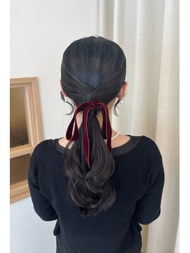 ソノ(sono) ローポニー タイトヘア タイトポニー お呼ばれヘア イベントヘア