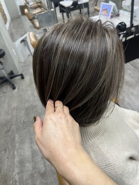 プライズ アイリス 池袋東口店(prize Iris) 白髪ぼかしハイライトイルミナカラーダブルカラー推しカラー池袋