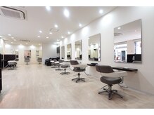 タイドヘアー 高槻2号店(TIDE HAIR)の雰囲気（内装）