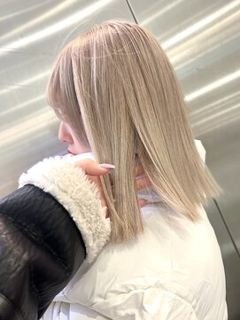 ロイオブジゼル(roi of GiseL) ホワイトベージュ/ハイトーン/ペールカラー