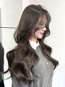 エル バイ アンキシム(elu by AHNKISM) 顔まわり韓国レイヤーカット髪質改善トリートメント