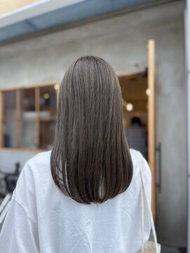 ミルバイラトット(MiL by Latot) ブリーチなし透明感カラー♪