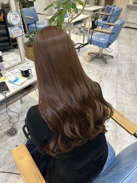 アルーシェ 心斎橋(Alushe) 艶々ブラウン