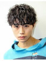 オーシャントーキョー ホワイト 原宿(OCEAN TOKYO WHITE)&nbsp;無造作マッシュ波巻きツイストスパイラルパーマ黒髪