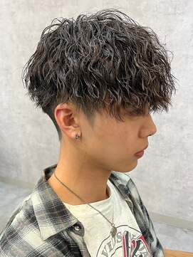 エルマーク 梅田(L-MARK) 波巻きパーマ/スパイラルパーマ/メンズ/眉毛/短髪/サーフカール