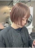 切りっぱなしボブタッセルボブダブルカラーブリーチカラー
