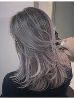 サロウィン 下北沢(SALOWIN)&nbsp;パールピンクのシャドールーツ
