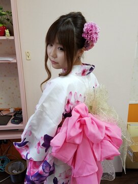 美容室イーナ(e na) 浴衣の着付け&アップ