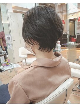 ブルーム コスタ(Blume COSTA) 「Blumecosta」ショコラブラウンフェミニンショート