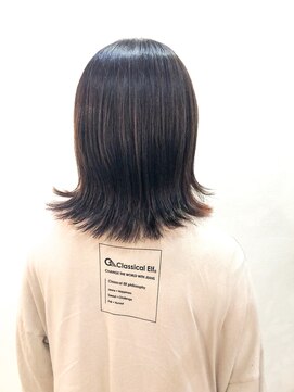 ウル(ulu) ミディアムボブ/インナーカラー