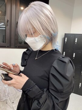 ペレ 渋谷(PELE) Y10_ホワイト × ペールブルー デザインカラー