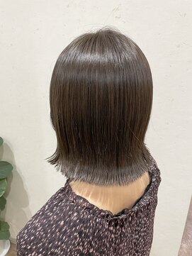 サク(Sac.) スタイリング簡単　外ハネ　ベージュカラー　恵比寿sac. みつよ