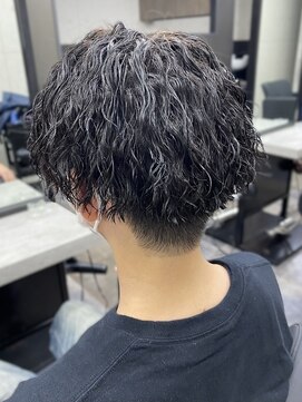 スターズ 柏(STARS) ツーブロック　ツイストスパイラルパーマ　アッシュ　透明感