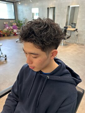 トゥイン 八王子(TWIN) 短髪/スパイキーショート/メンズヘア/アッシュブラック/八王子駅