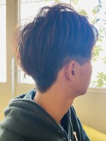 アウリンコ(aurinco) パーマ風ツーブロックショート