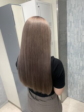 グラッジ 池袋(GLADGE) メタルグレージュ、ブリーチカラー、ダブルカラー