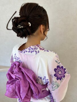 リンク(Link) 浴衣アレンジ/シニヨンアレンジ/お団子ヘアアレンジ