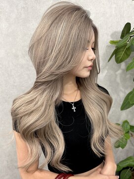 ロウル 渋谷(LOWRL) ミルクグレージュ/ケアブリーチカラー/シールエクステ80枚